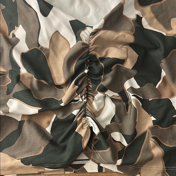 NWT Aerie Offline Camouflage Top, Sz XL - Picture 3 of 5